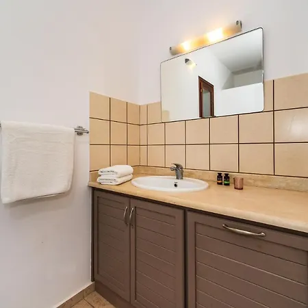 Elia * Stavros (Ithaka)